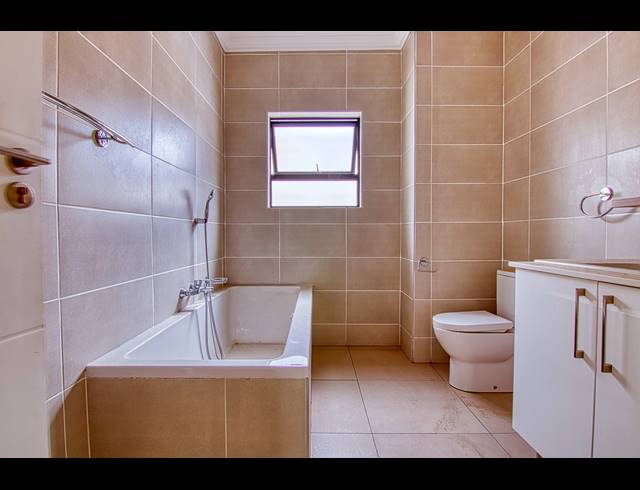 2 BEDROOM APARTMENT RENTED IN RIVONIA